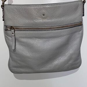 Kate Spade Womens Sling Bag Adjustable Straps Gold Hardware Gray Medium
